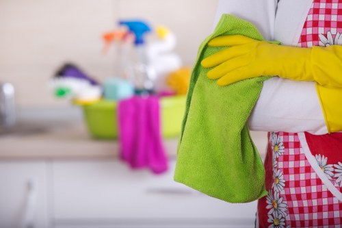 Cleaner preparing a Nottinghill rental property for final inspection